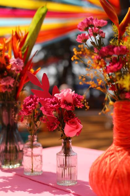Floral detail and Tablescape — Mehendi decor — ITC Grand Goa
